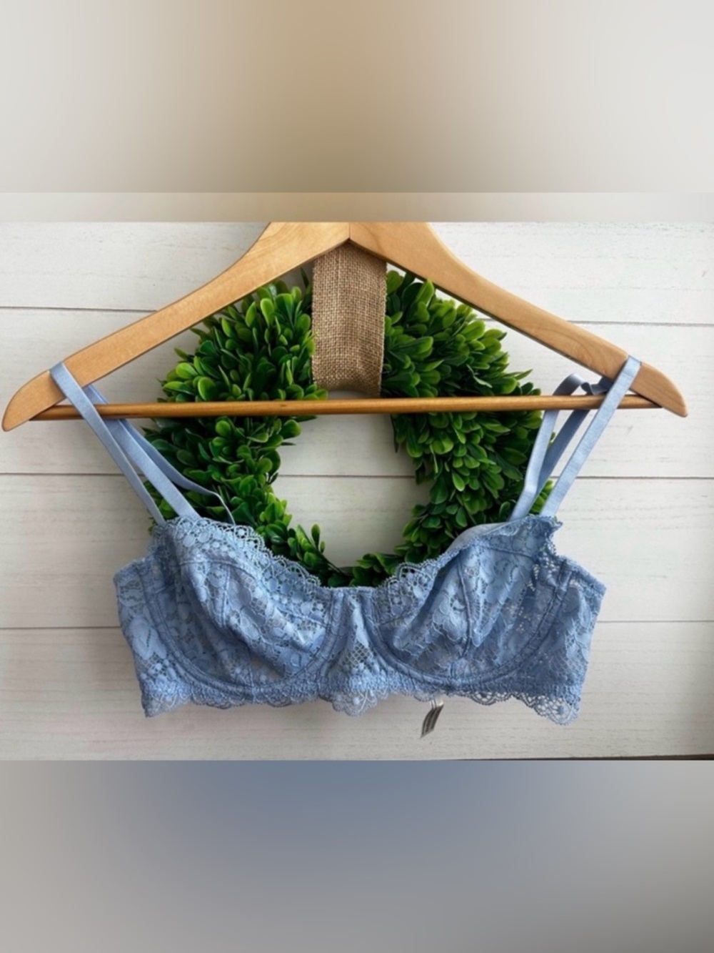 Free People lace balconette Bra 32c  NWOT